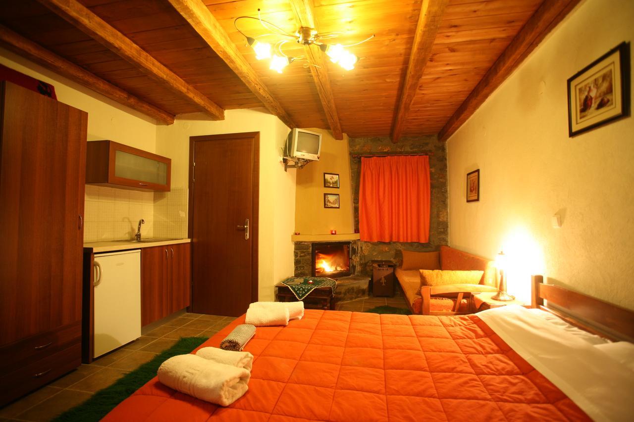 Eleni'S Guesthouse Agios Athanasios  Luaran gambar